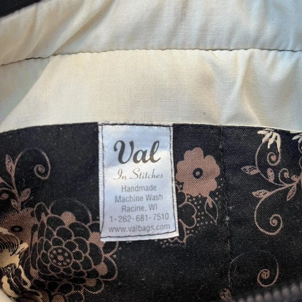 Black and‎ Cream Floral Crossbody Bag w Adjustable Strap